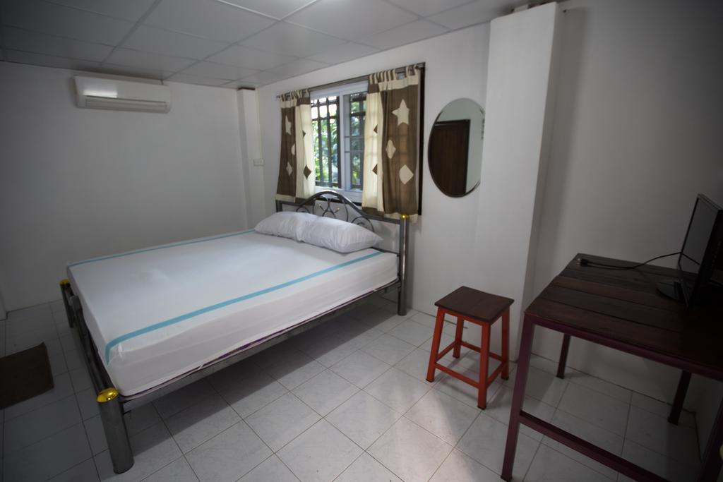 Hora Home Lampang Exterior photo