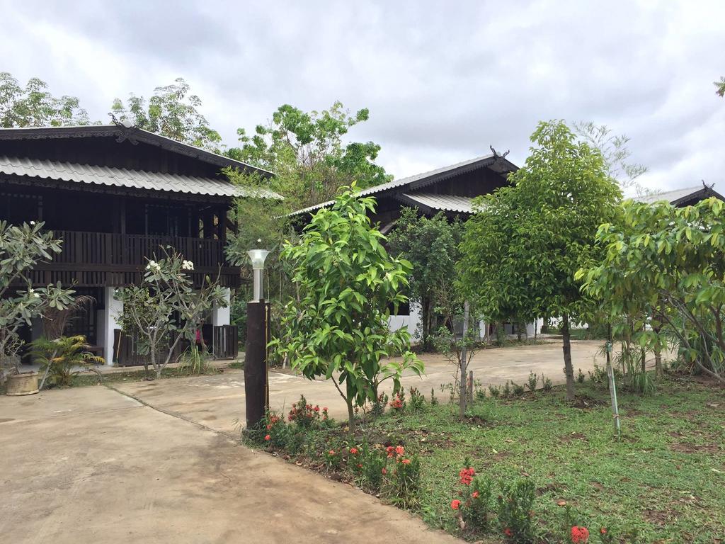 Hora Home Lampang Exterior photo