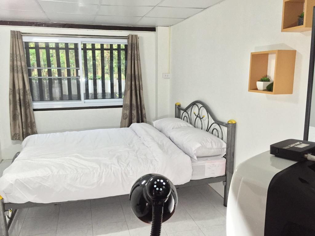 Hora Home Lampang Exterior photo