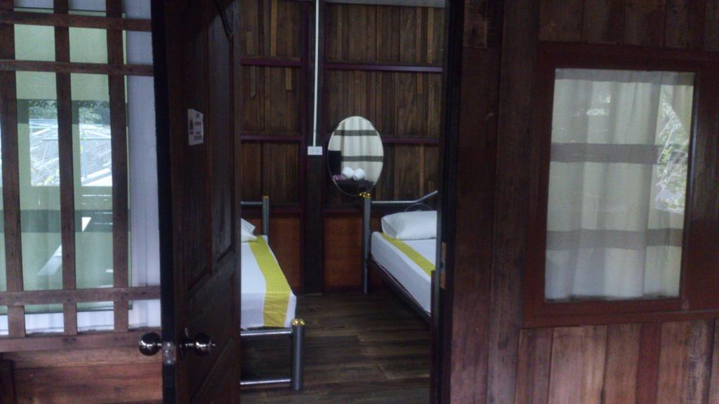 Hora Home Lampang Exterior photo